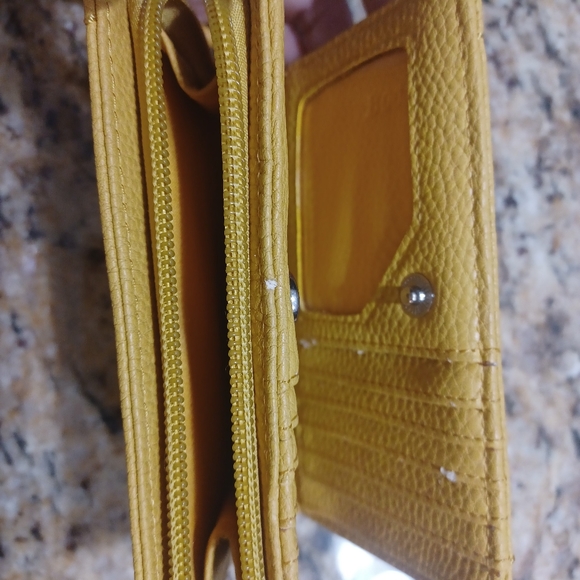Wallet - Picture 3 of 3